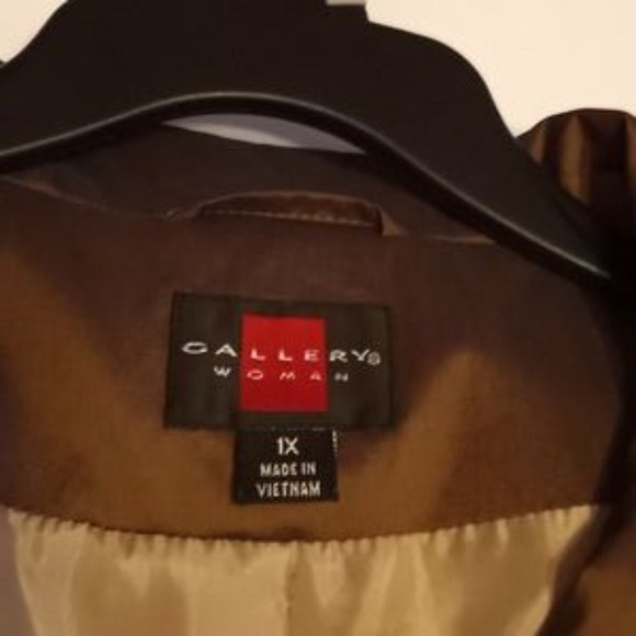 Gallery Trench Coat - Women Size (1X) - Beige - Picture 6 of 9